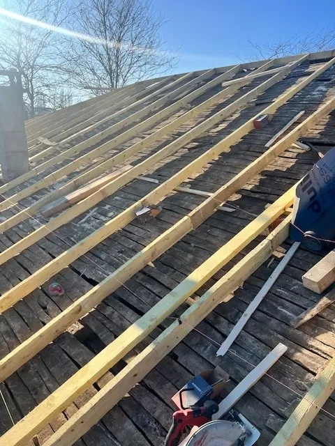 Rénovation de couverture de toiture à Champagne-Mouton, Angoulême, JCM Charpente Couverture